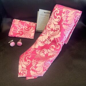 Elegant Pink Floral Men's Tie Set-NWT